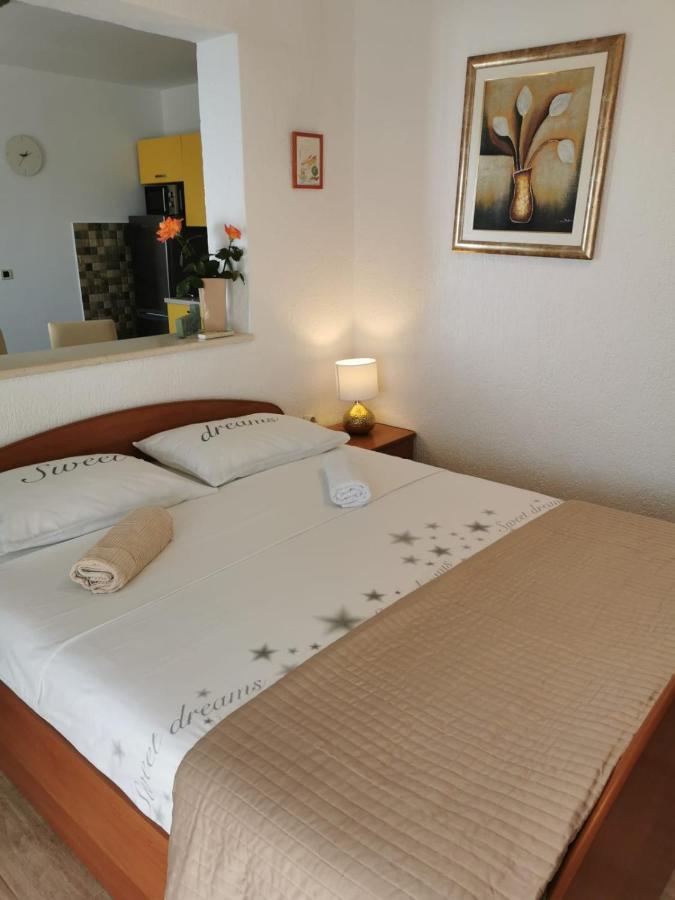 Apartman Ante Brela Luaran gambar